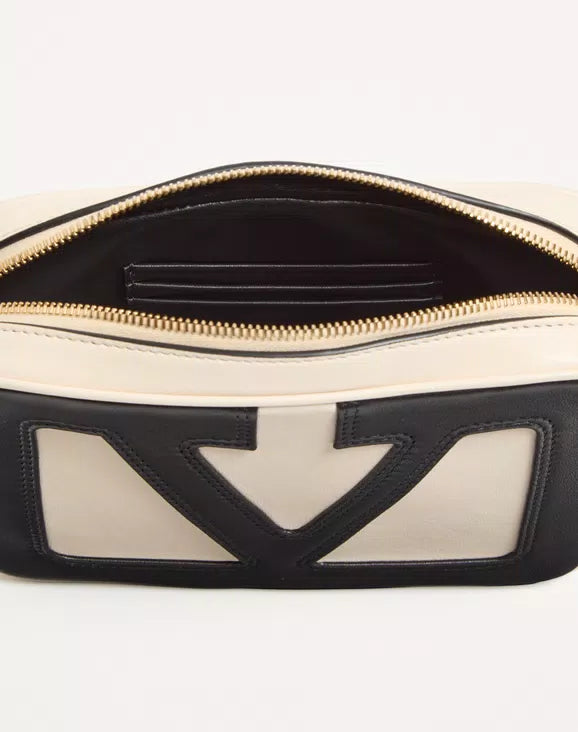 Valentino Garavani Borsa Viva Superstar